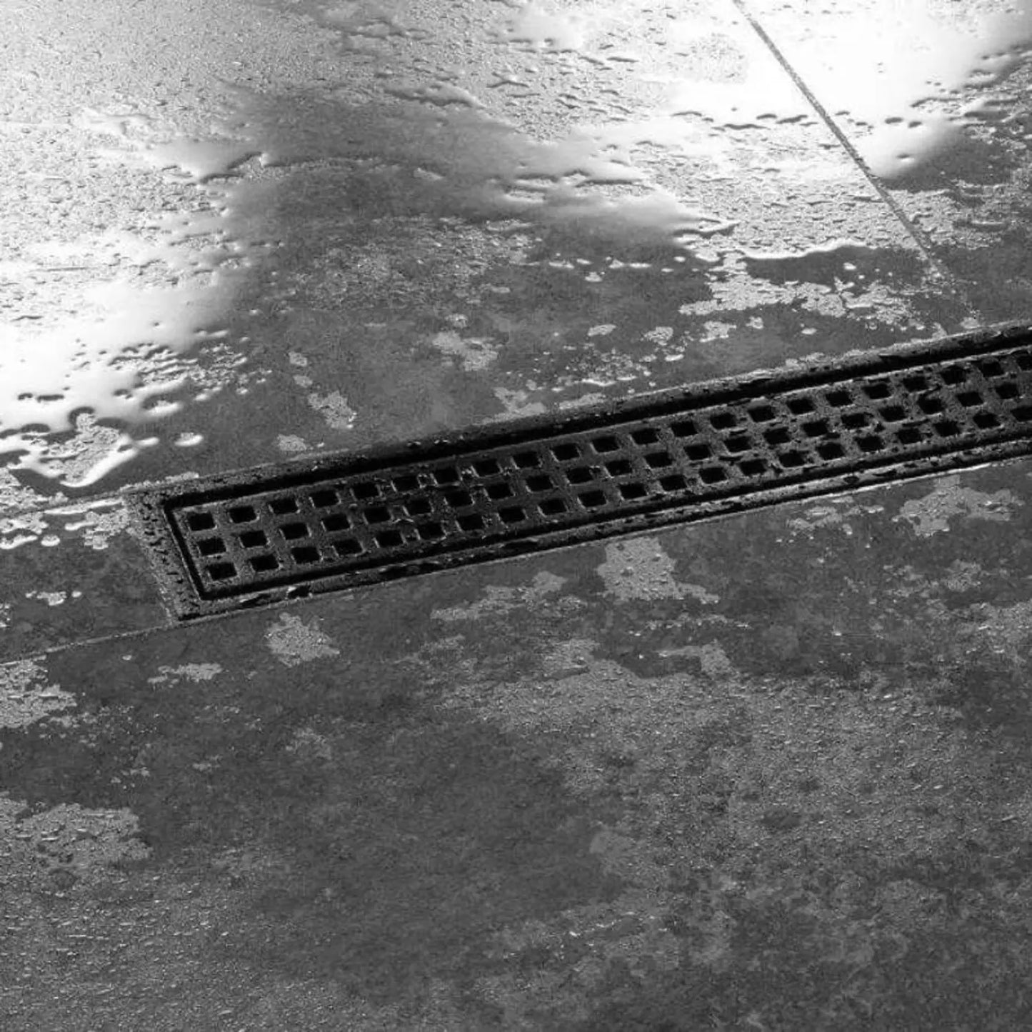 Schluter®-KERDI-LINE Linear Drain Square Design Matte Black