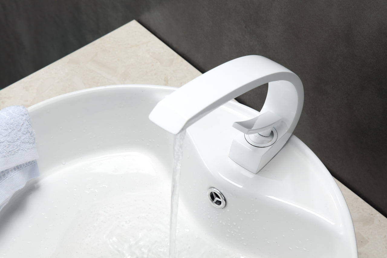 Kubebath Aqua Arcco Single Hole Mount Bathroom Vanity Faucet