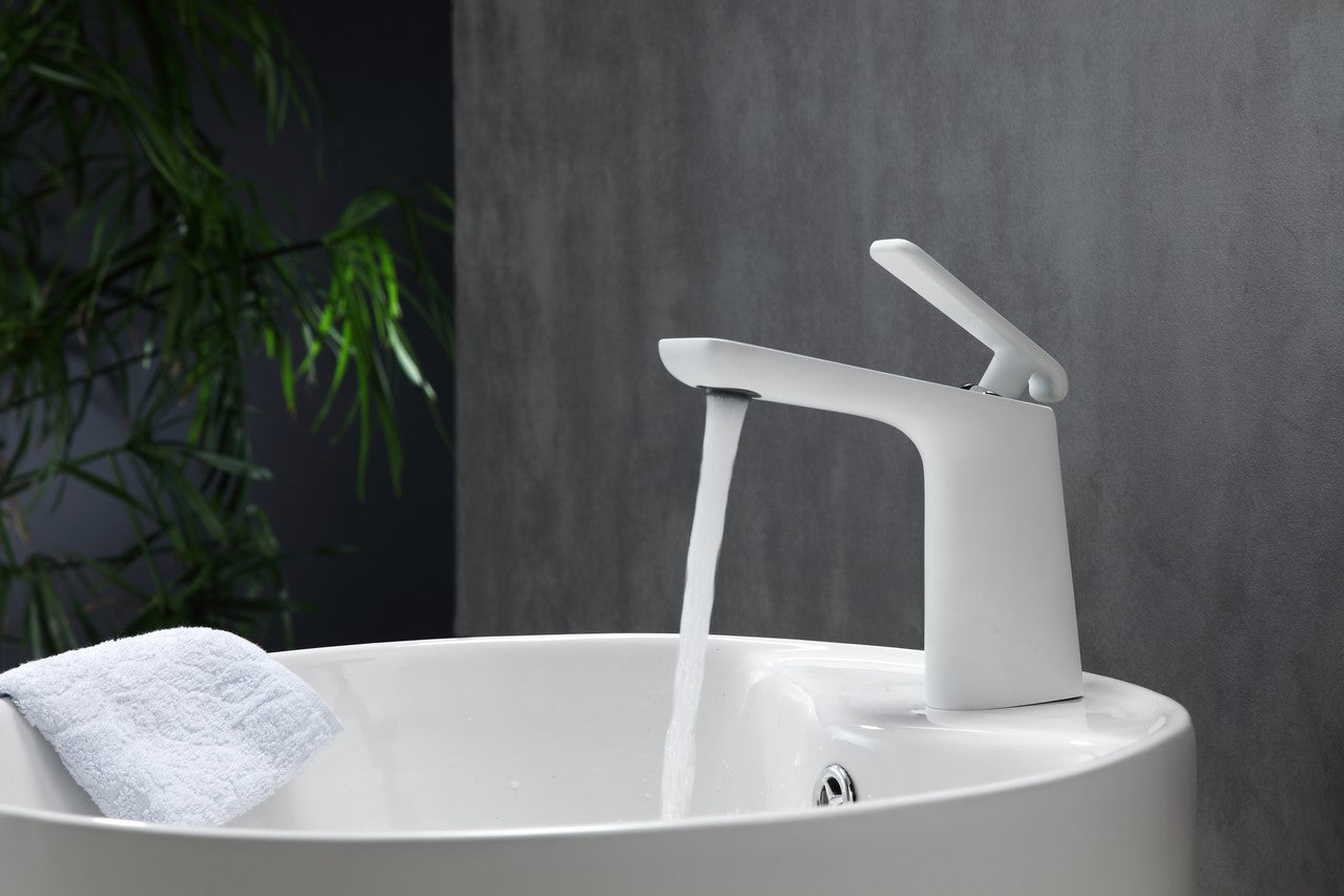 Kubebath Aqua Adatto Single Lever Faucet – Chrome and White