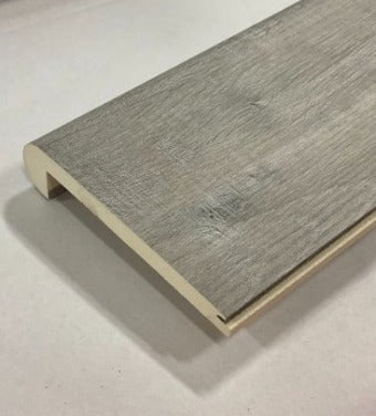 LAMINATE STEP WITH RISER MATCHING COLOR